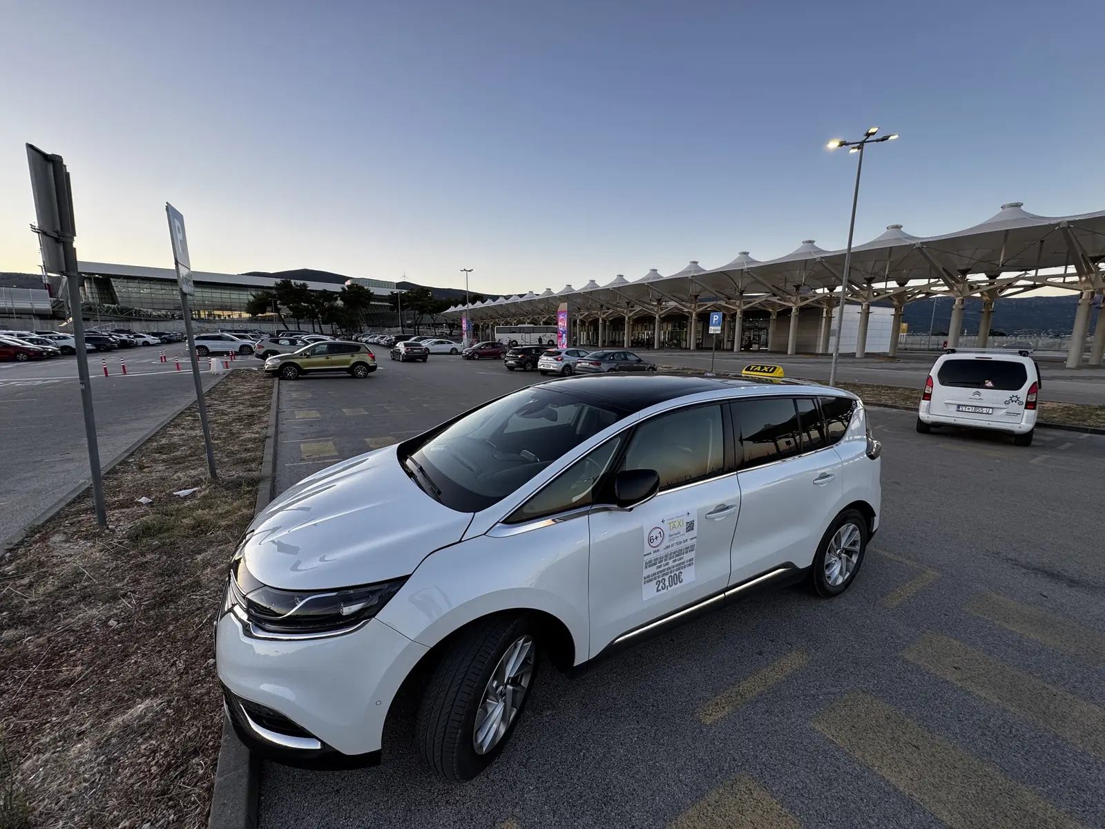 Bernards Taxi am Flughafen Split